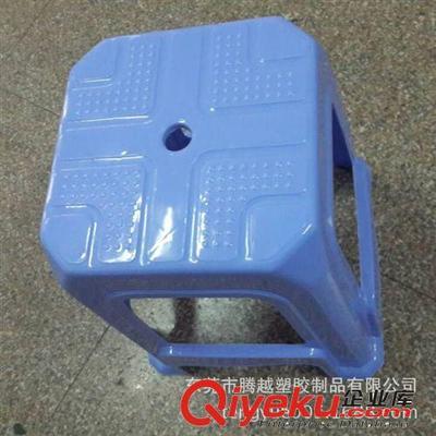 廠家直供藍色塑料方凳子批發 疊放凳 餐椅雪花凳【批發價優】-東莞市騰越塑膠制品提供廠家直供藍色塑料方凳子批發 疊放凳 餐椅雪花凳【批發價優】的相關介紹、產品、服務、圖片、價格東莞市騰越塑膠制品、塑膠卡板;塑膠中空板;塑料箱;塑料籮;塑料零件盒;鐵皮零件柜;防靜電方盤;防靜電靠背椅;防靜電圓凳;整理箱;圓凳;全塑椅